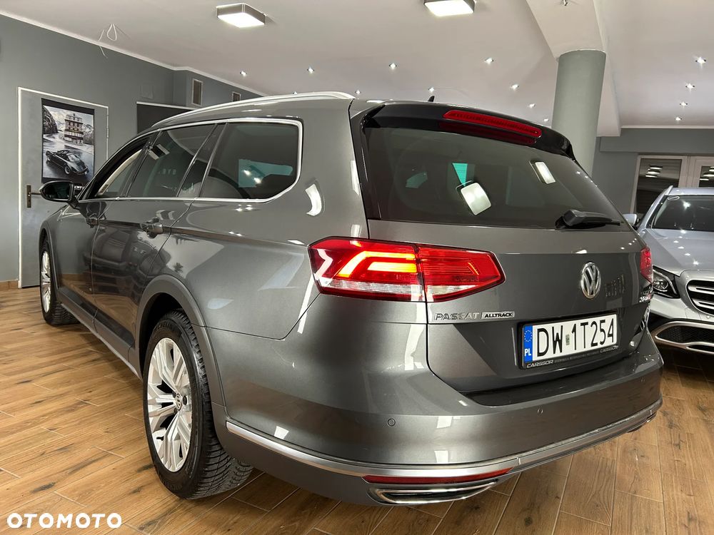 Volkswagen Passat - 8