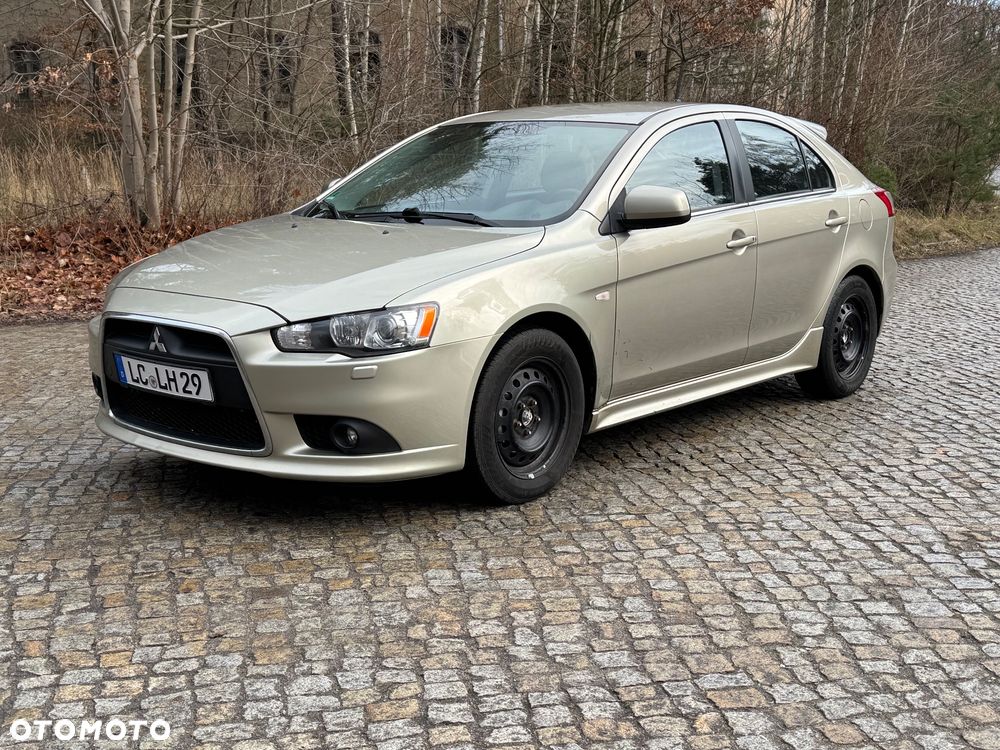 Mitsubishi Lancer 1.8 Invite - 2