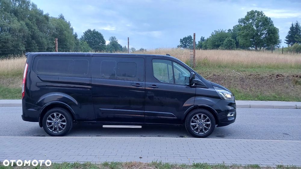 Ford Tourneo Custom - 5