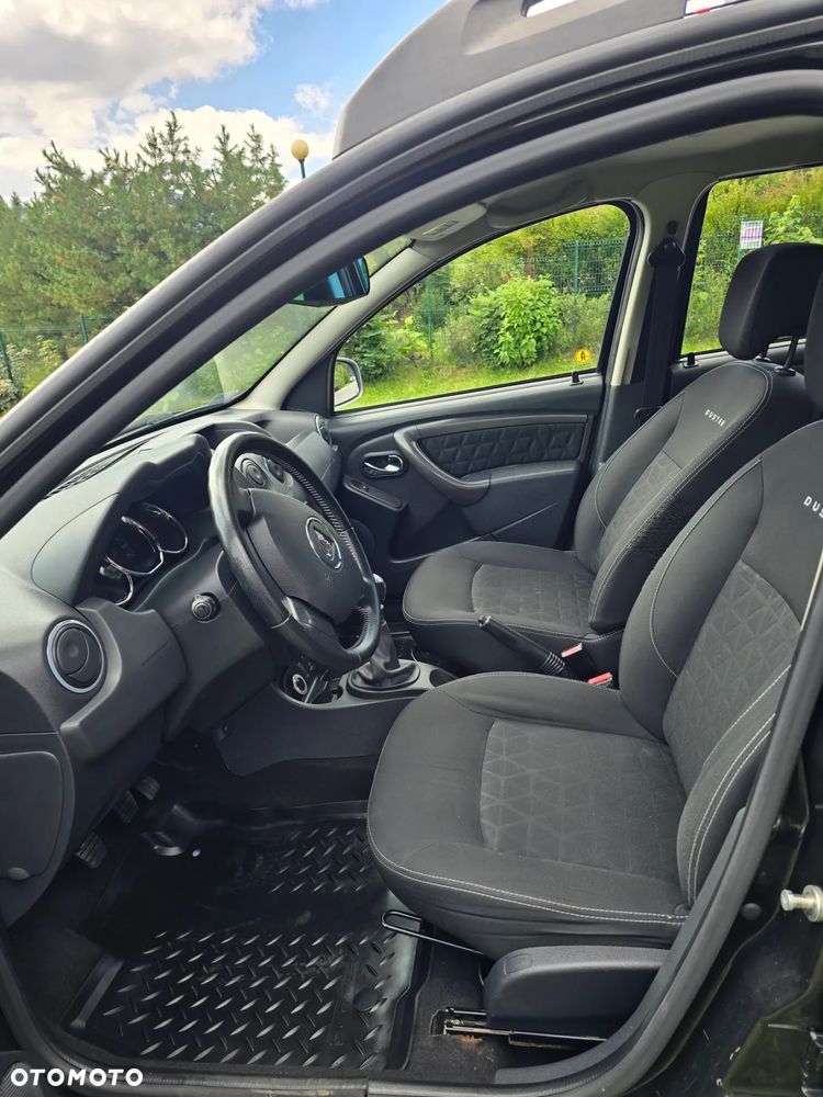 Dacia Duster 1.6 Blackstorm 4x4 - 12