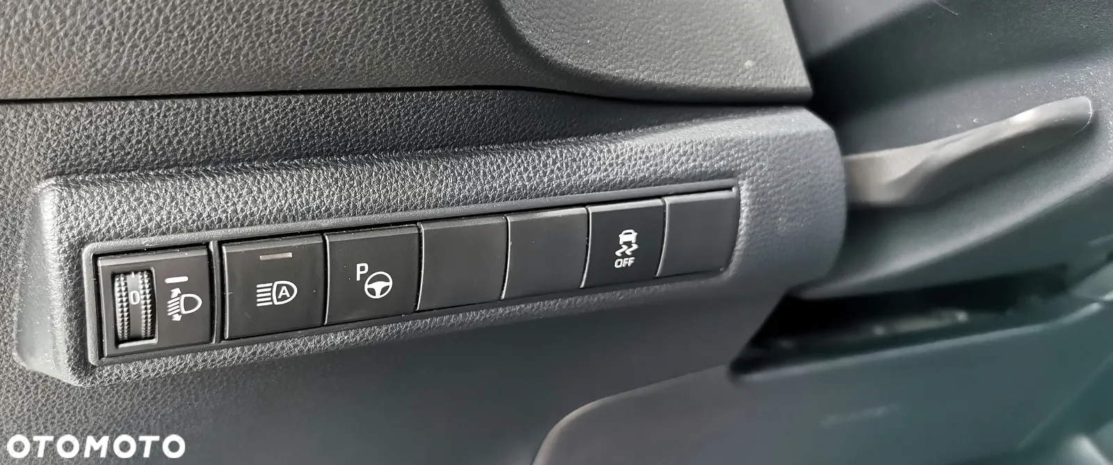 Toyota Corolla 1.8 Hybrid Comfort - 15