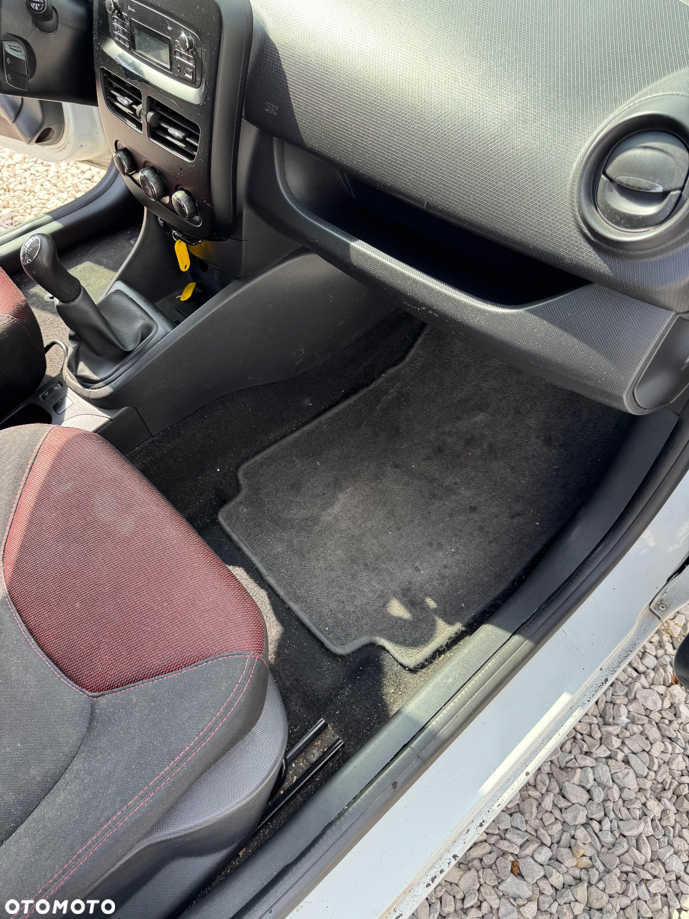 Renault Clio 1.5 dCi Alize - 11