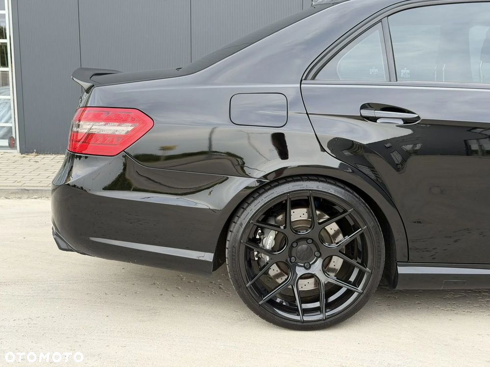 Mercedes-Benz Klasa E 63 AMG AMG Speedshift 7G-MCT - 12