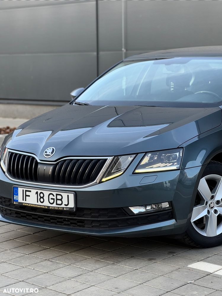 Skoda Octavia Combi Diesel 1.6 TDI Style - 8