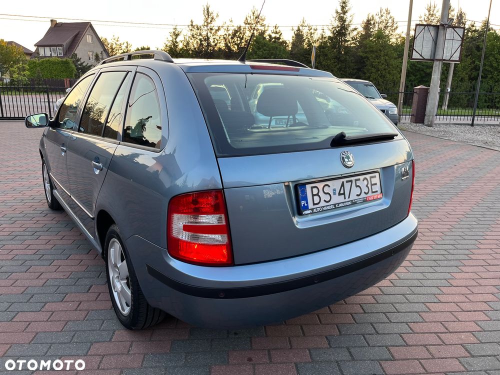 Skoda Fabia 2.0 Combi Elegance - 3