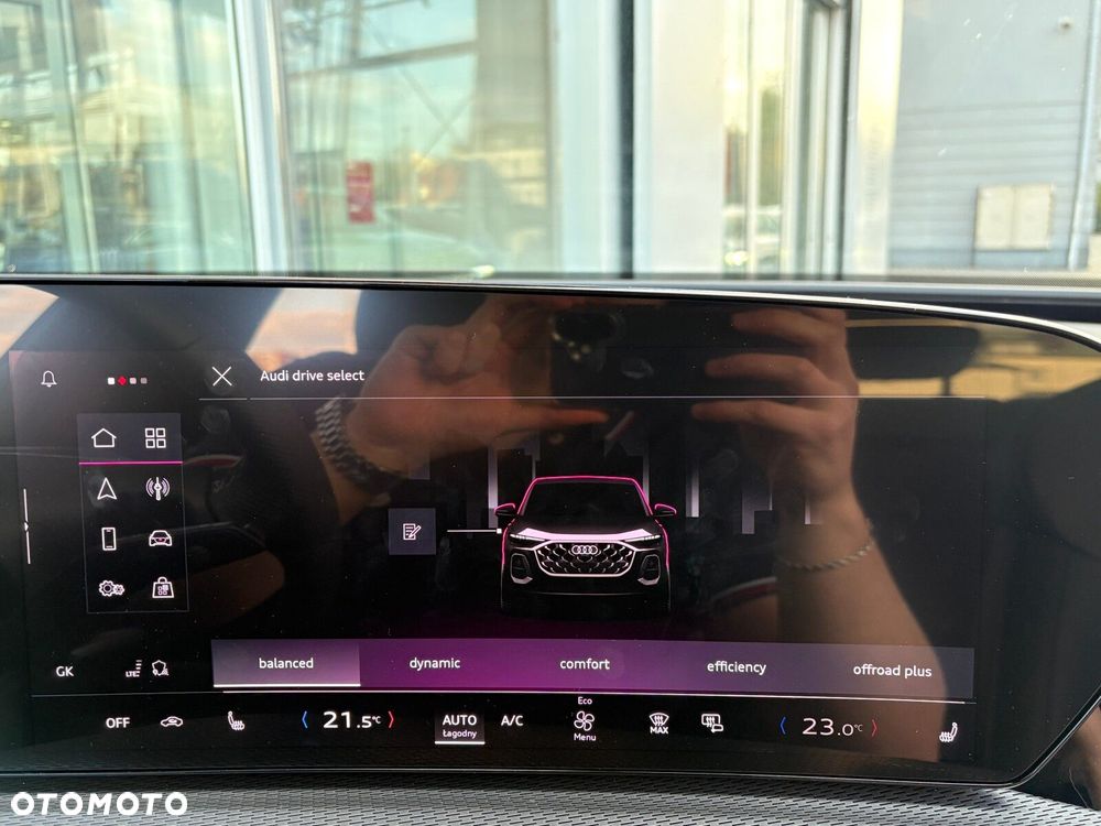 Audi Q5 Sportback - 32