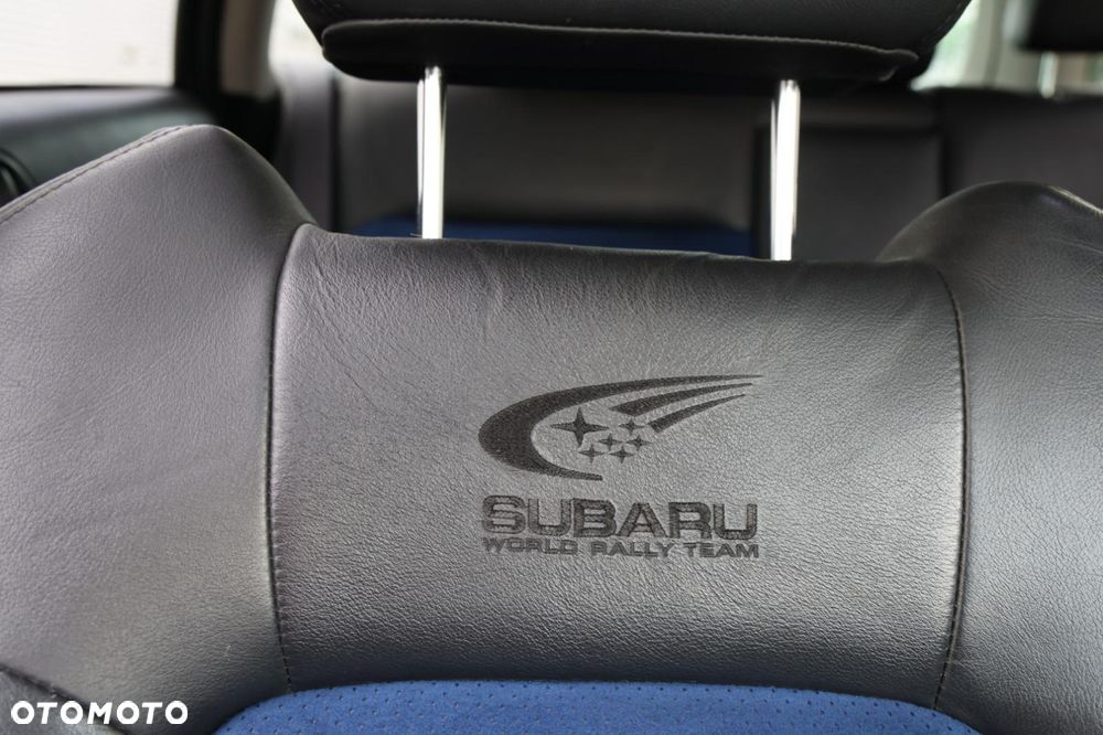 Subaru Legacy - 33