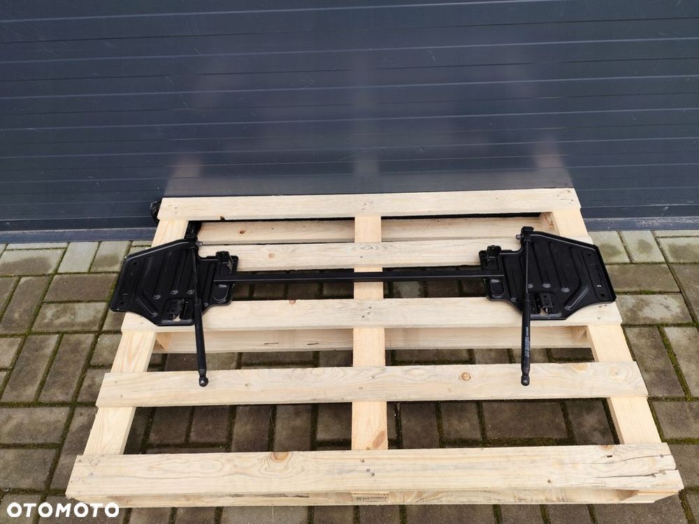 MOCOWANIE ŁÓŻKO SCANIA 1446599 1883137 - 2