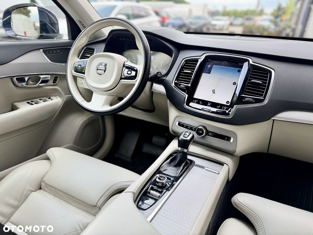 Volvo XC 90 T5 AWD Geartronic Inscription - 26