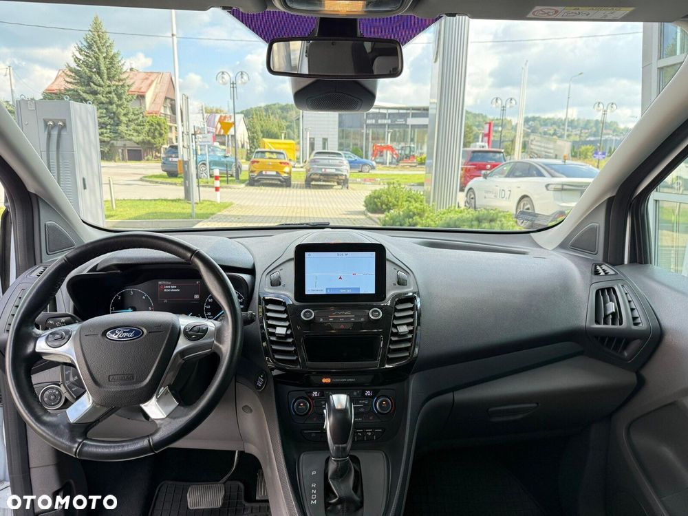 Ford Tourneo Connect Grand - 14