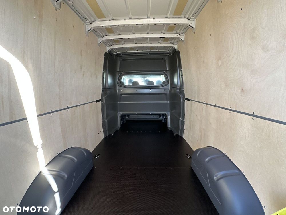 Volkswagen Crafter - 24