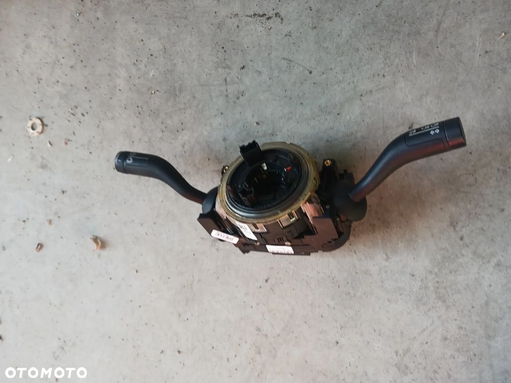 Manetki VW Pateon 7L6 953 649 K