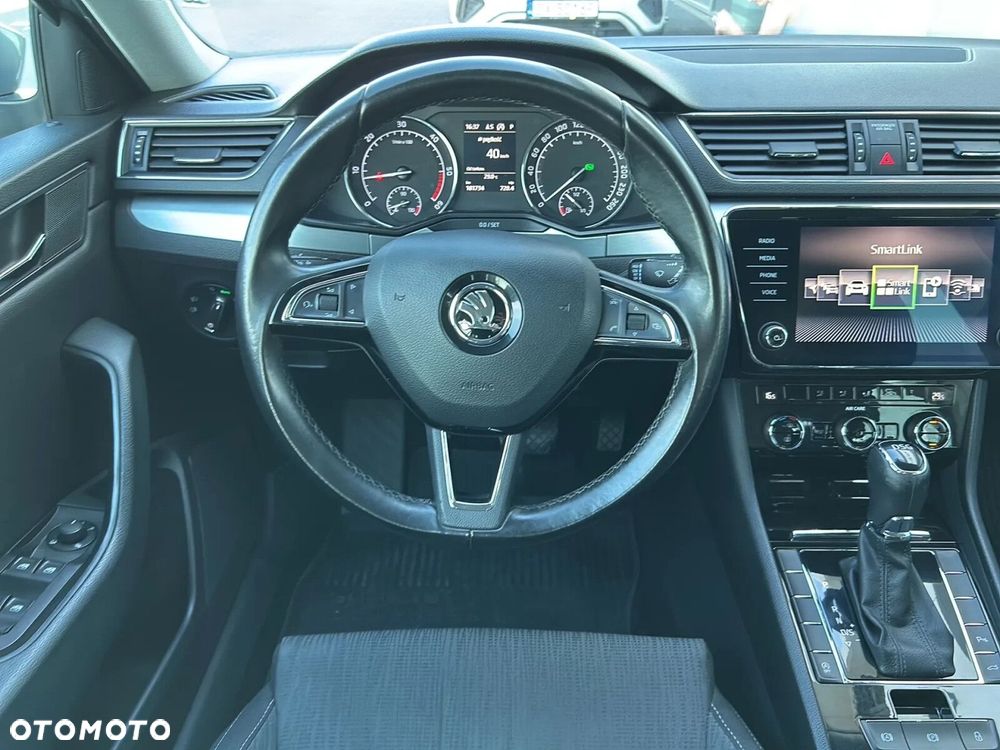 Skoda Superb 2.0 TDI Ambition DSG - 6