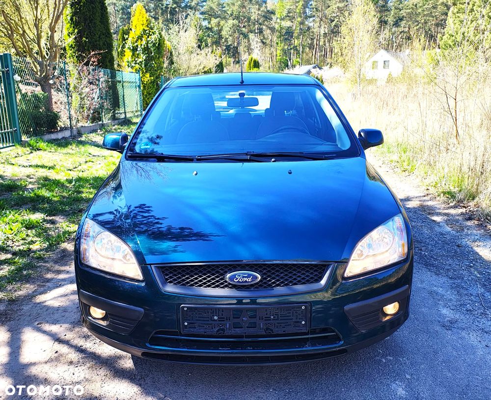 Ford Focus 1.6 16V Ghia - 12