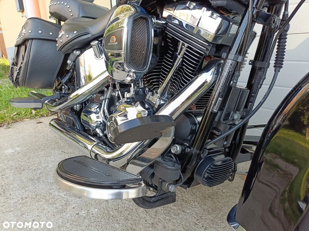 Harley-Davidson Softail Heritage Classic - 11