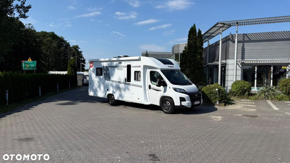 PILOTE P740 FC Expression