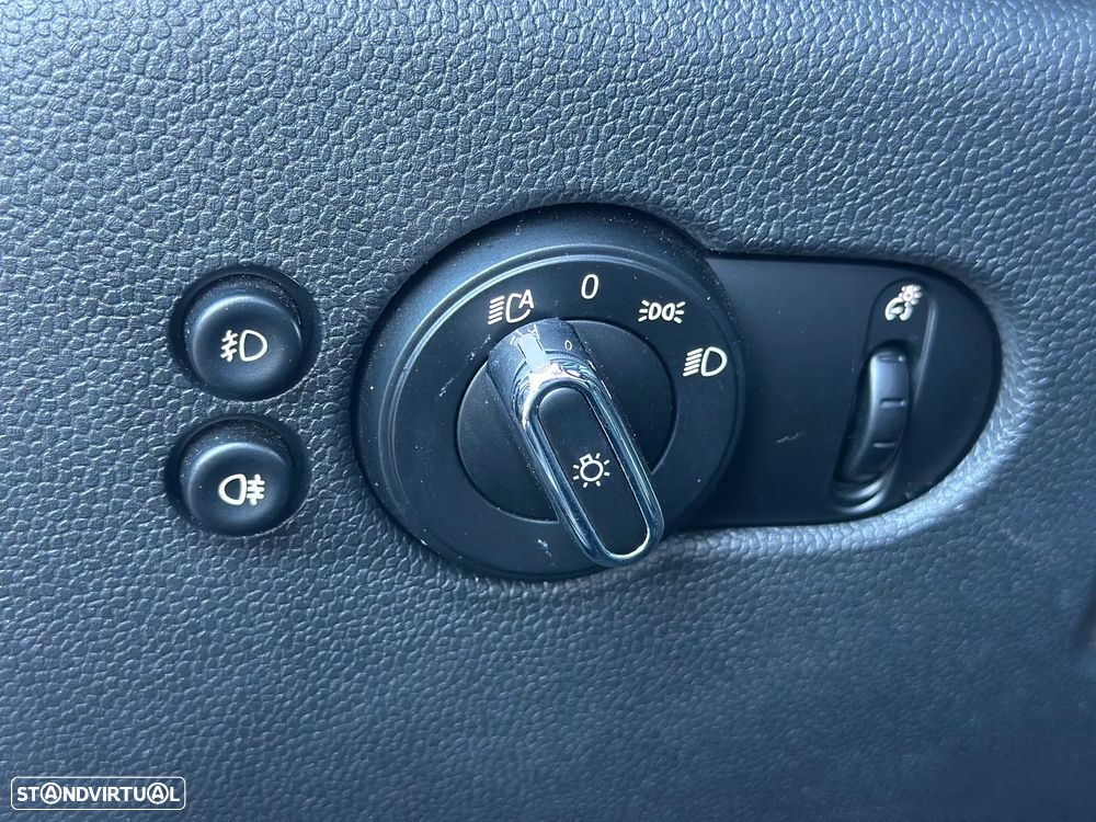 MINI 3 Portas - 21