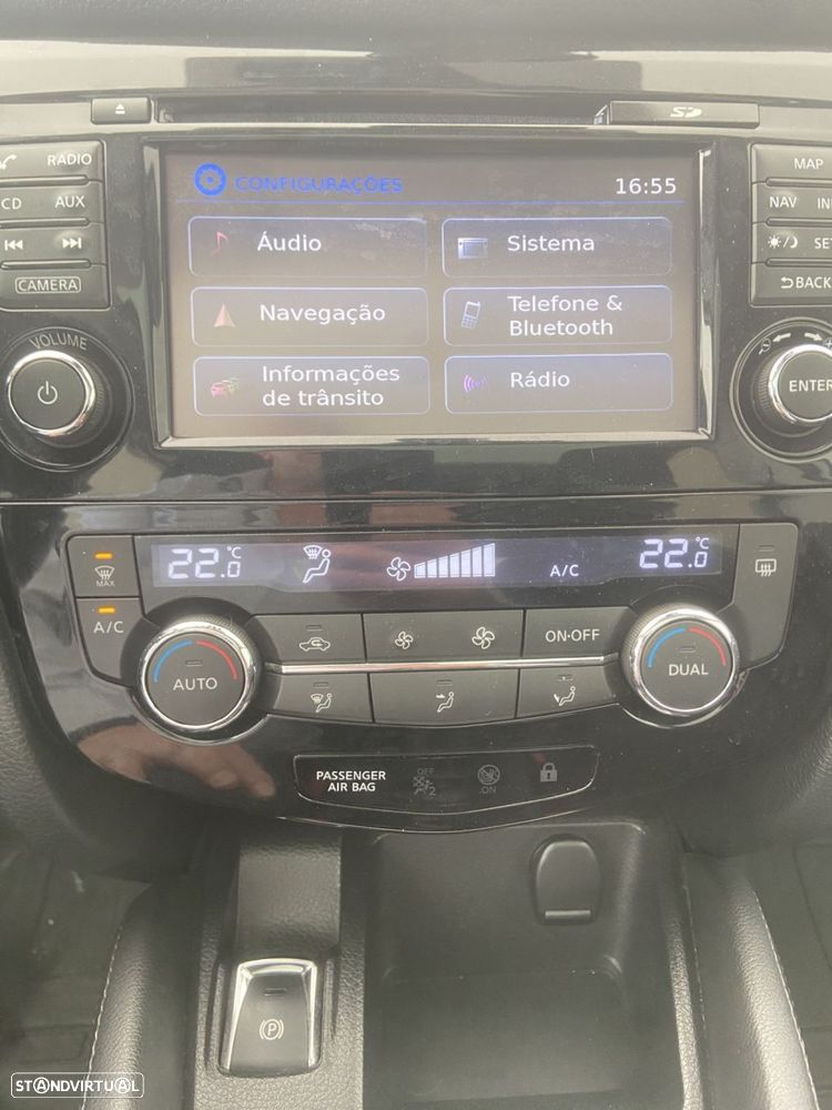 Nissan Qashqai 1.5 dCi N-Connecta - 19