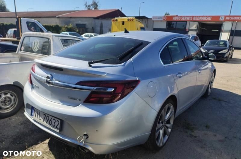Opel Insignia 2.0 T Cosmo 4x4 - 19