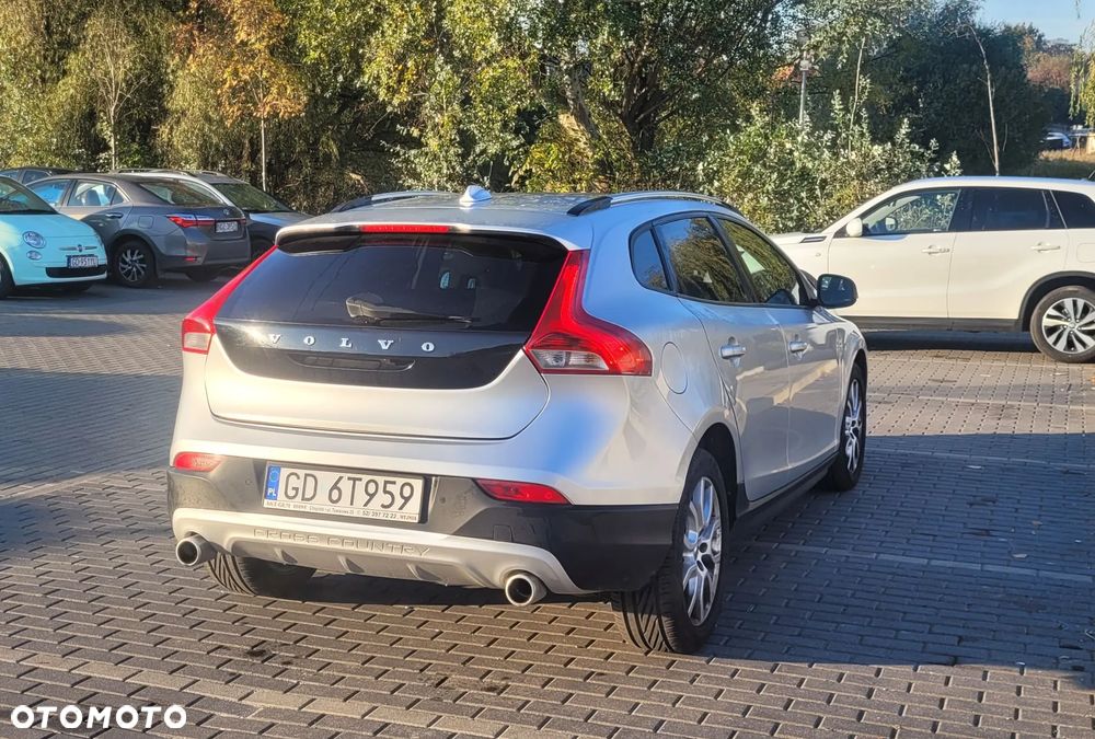 Volvo V40 T3 Geartronic Momentum - 3
