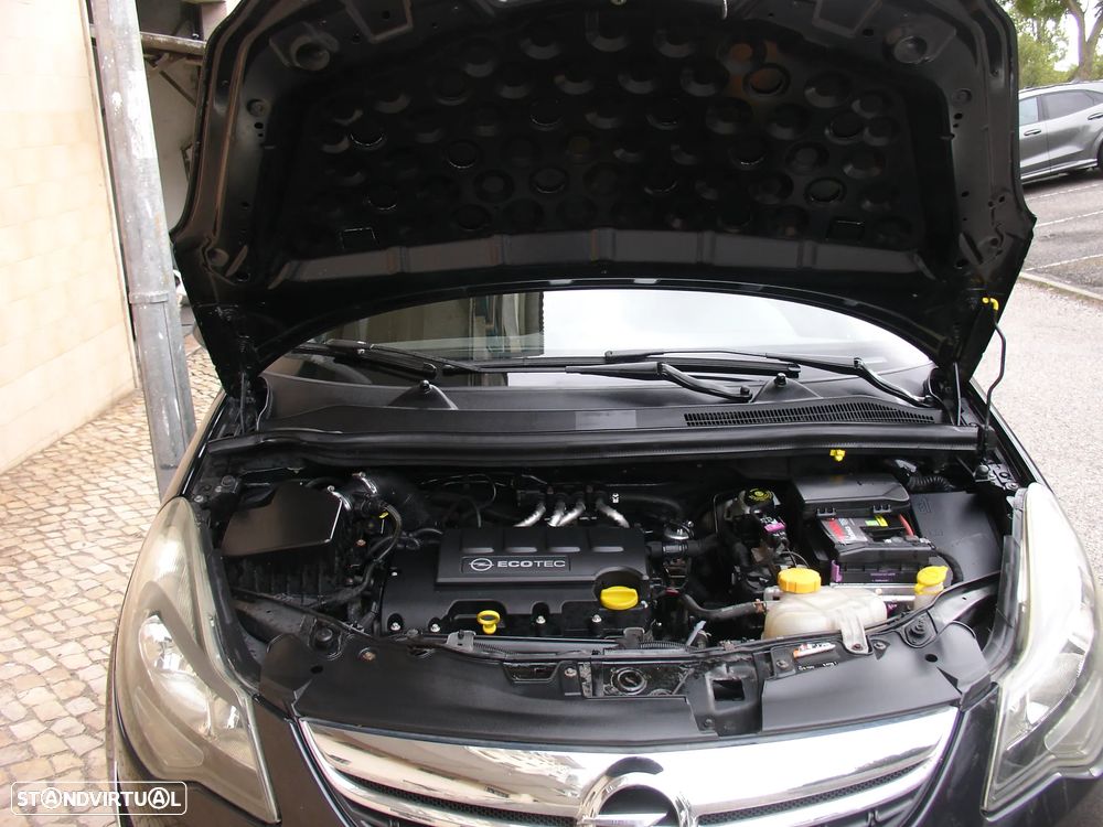 Opel Corsa 1.2 Go! FlexFuel - 30