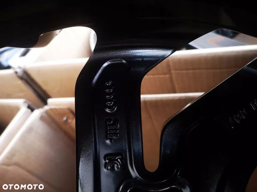 FELGI AUDI RS6 Q7 A6 A8 E TRON Q4 21'' 4KE - 12