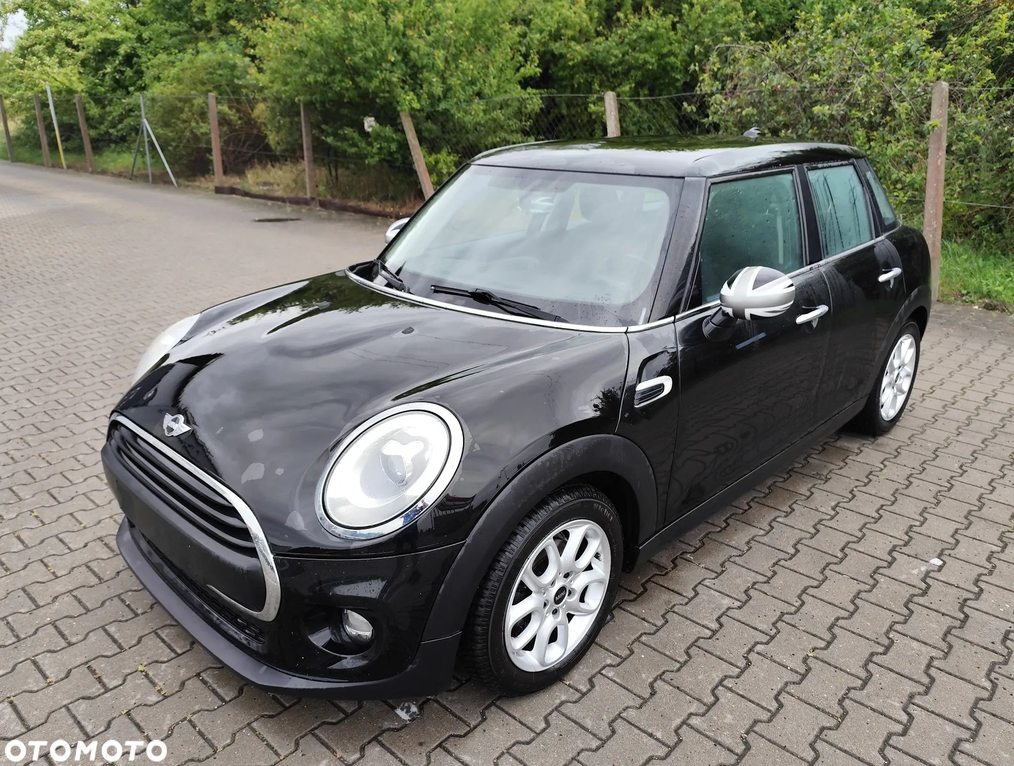 MINI ONE D - 1