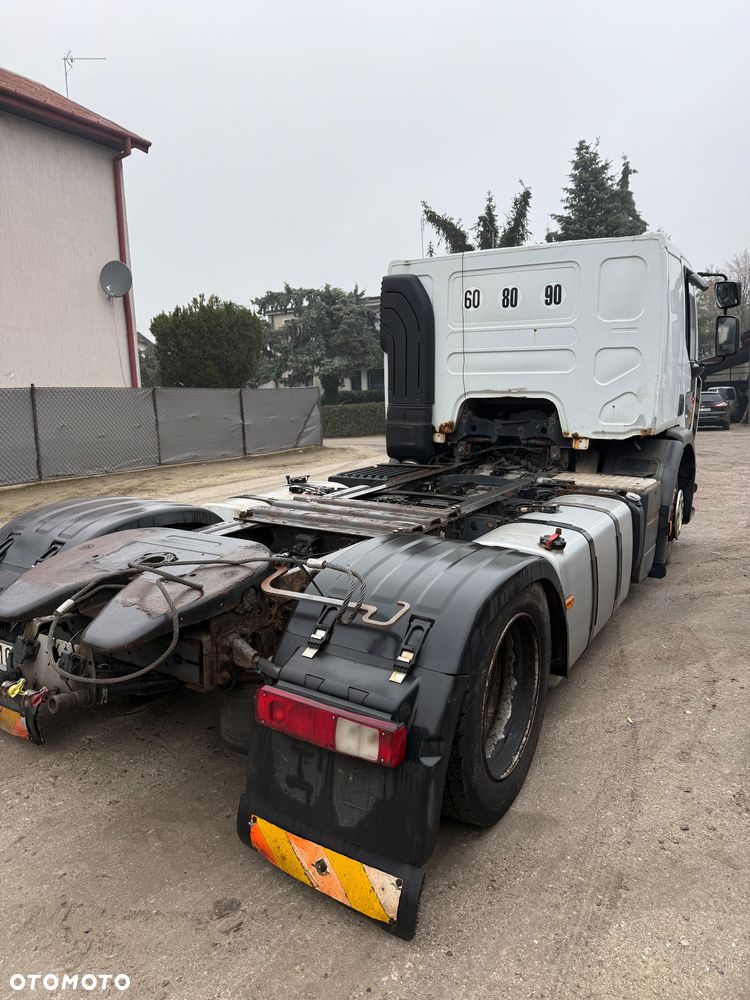 Renault Premium - 2