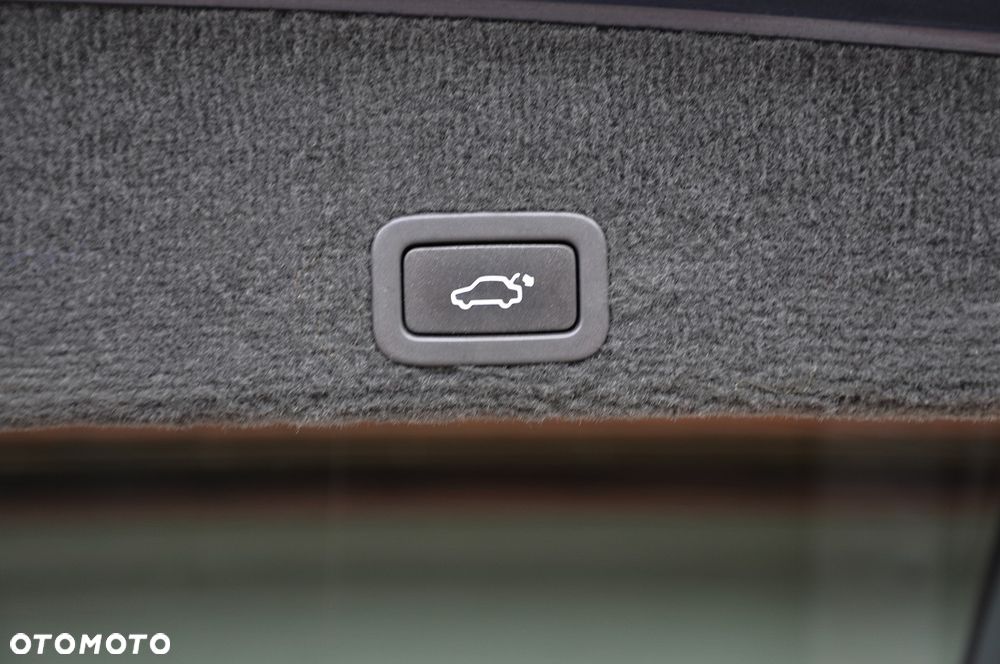 Volvo XC 60 D5 AWD RDesign - 38
