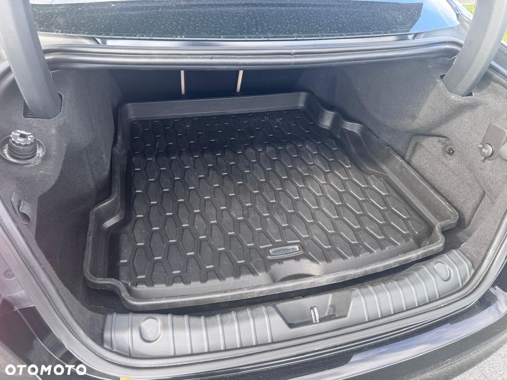 Jaguar XF 2.0 i4D AWD Prestige - 19