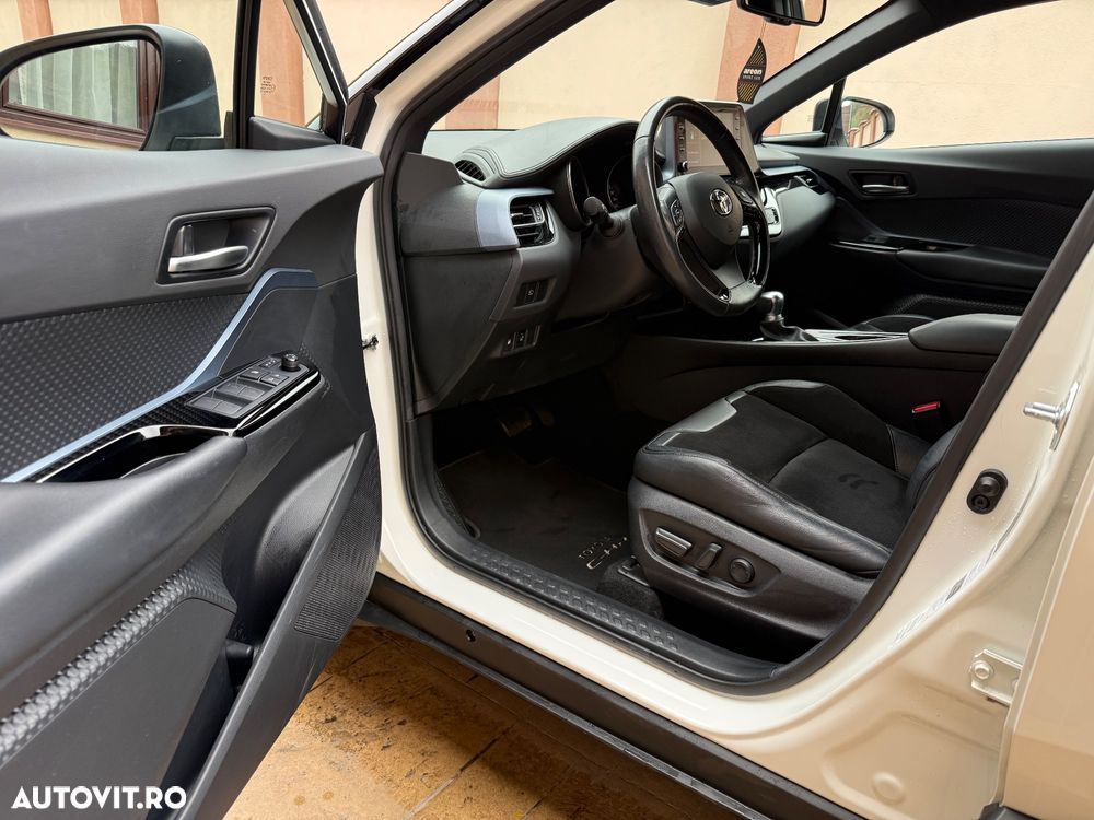 Toyota C-HR 2.0 HSD 184 CP 4x2 CVT C-ult Style bi-tone - 15