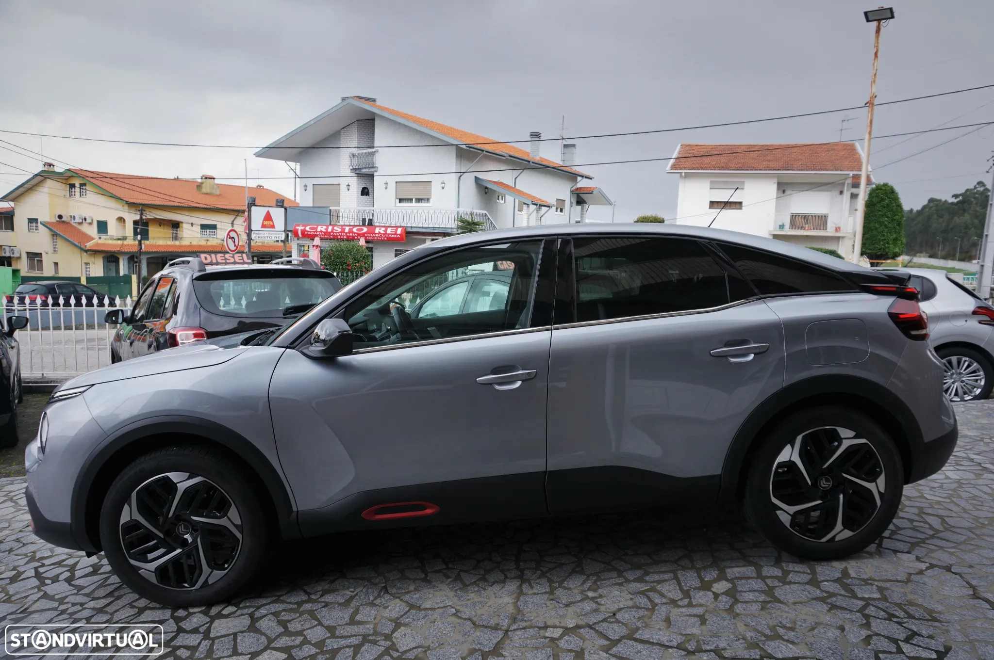 Citroën C4 PureTech 130 Stop&Start SHINE - 8