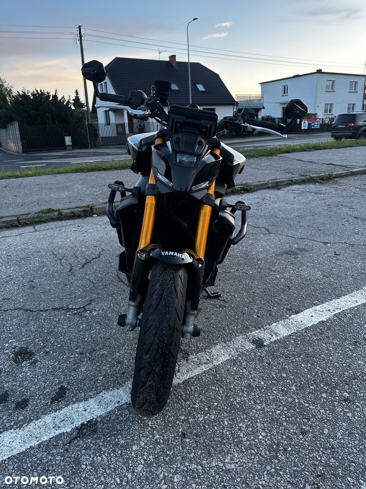 Yamaha MT - 4