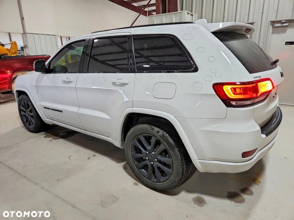 Jeep Grand Cherokee - 3