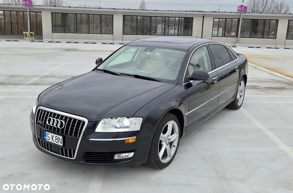 Audi A8 4.2 FSI Quattro - 1