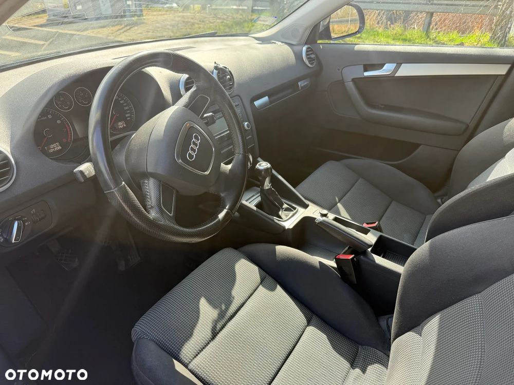 Audi A3 Sportback 1.8 TFSI Quattro Ambition - 9