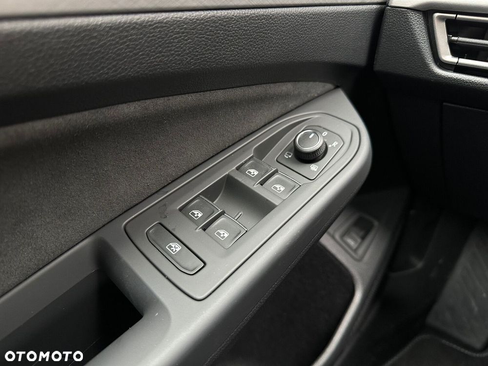 Volkswagen Golf Variant - 22