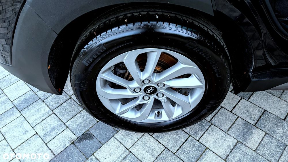 Hyundai Tucson 1.6 GDI BlueDrive GO 2WD - 28