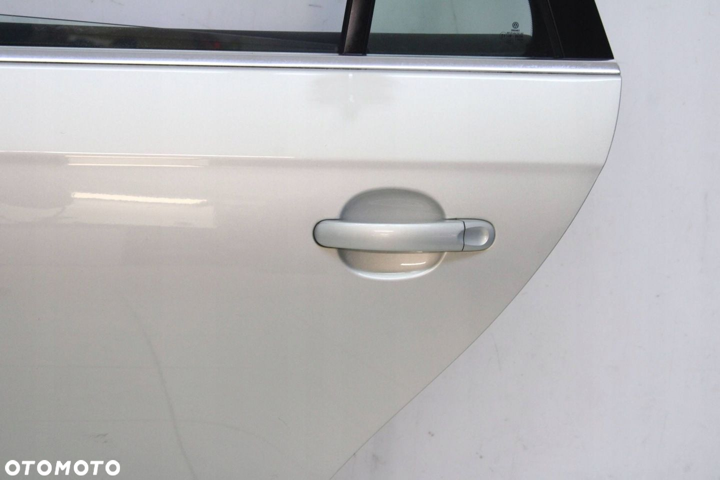 VW GOLF VI KOMBI 09R- DRZWI LEWE TYLNE LEWY TYŁ LR7L - 4