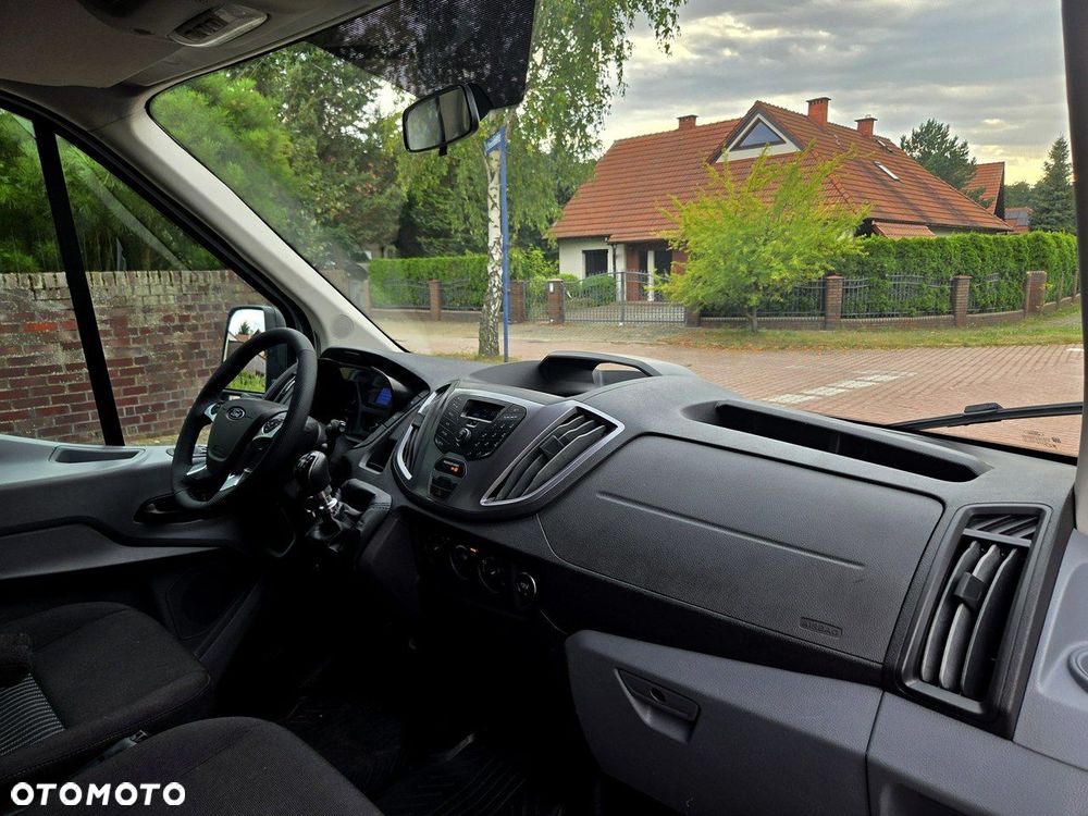 Ford Transit - 6