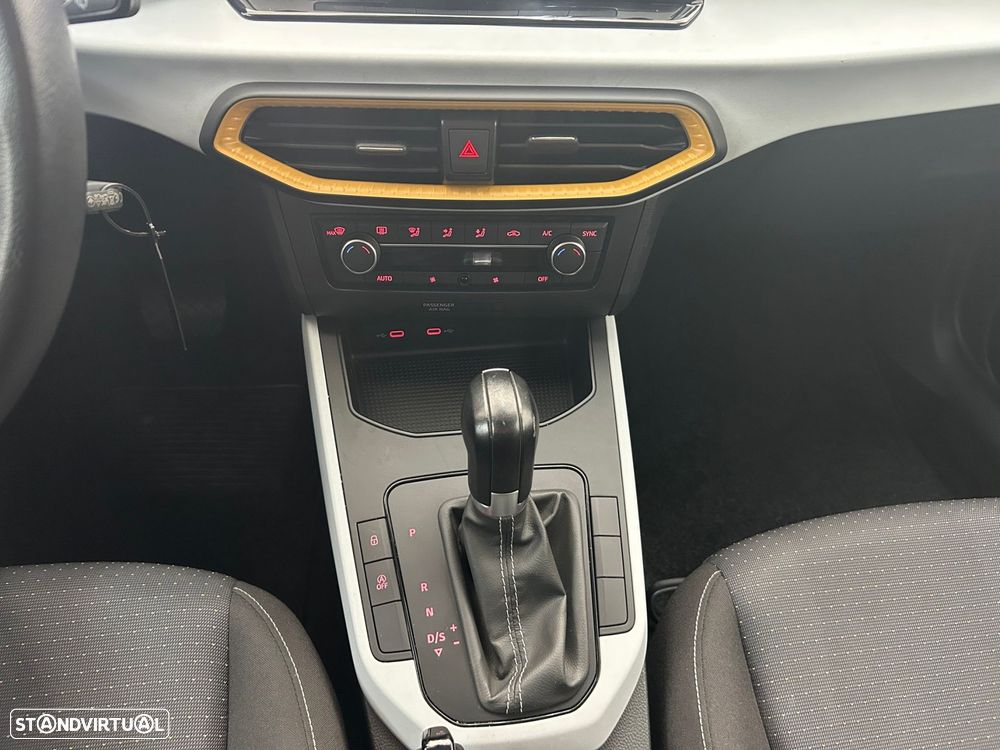 SEAT Arona 1.0 TSI Style DSG - 23