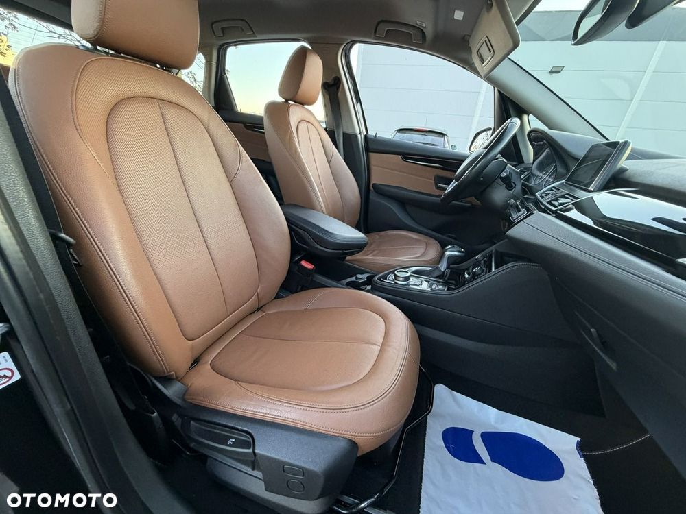 BMW Seria 2 218d Sport-Aut Luxury Line - 31