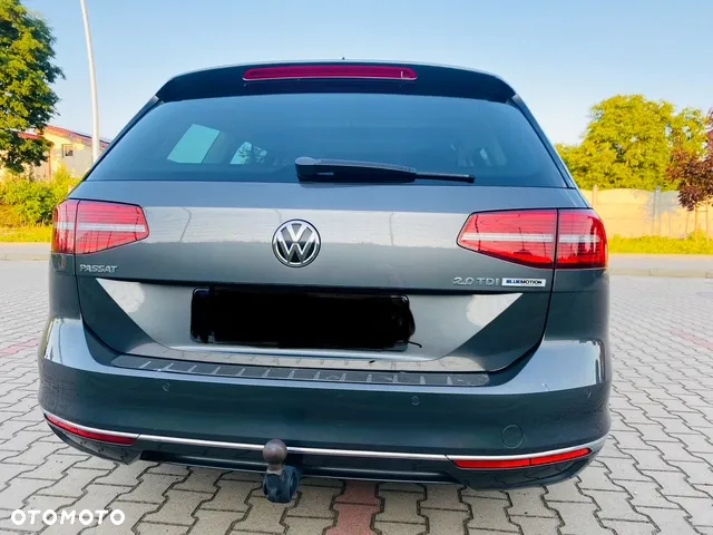 Volkswagen Passat 2.0 TDI BMT Comfortline - 12
