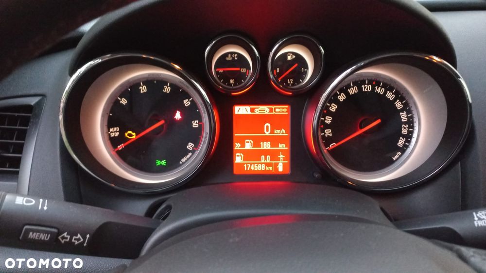 Opel Astra 1.6 CDTI Essentia - 22