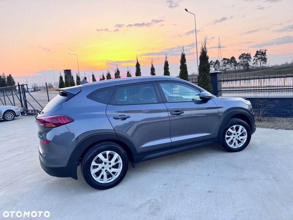 Hyundai Tucson 1.6 GDI BlueDrive Design 2WD - 37