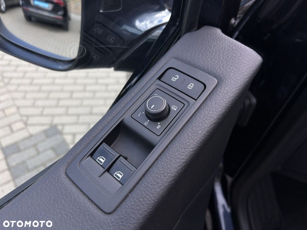 Volkswagen Multivan 2.0 BiTDI L1 Edition DSG - 11