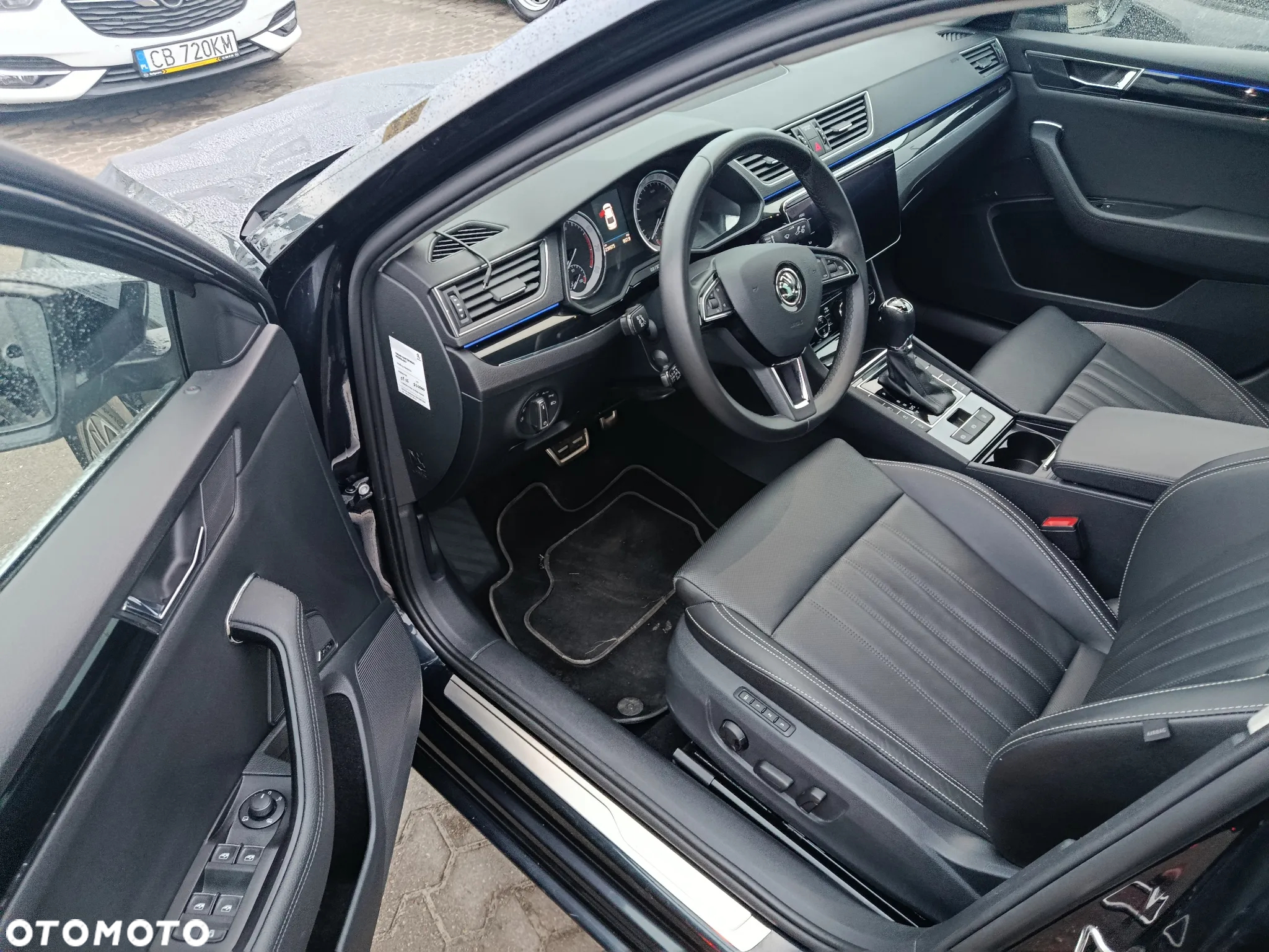 Skoda Superb 2.0 TSI 4x4 L&K DSG - 10