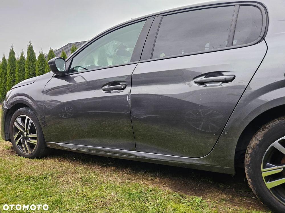 Peugeot 208 1.2 PureTech Allure S&S EAT8 - 7