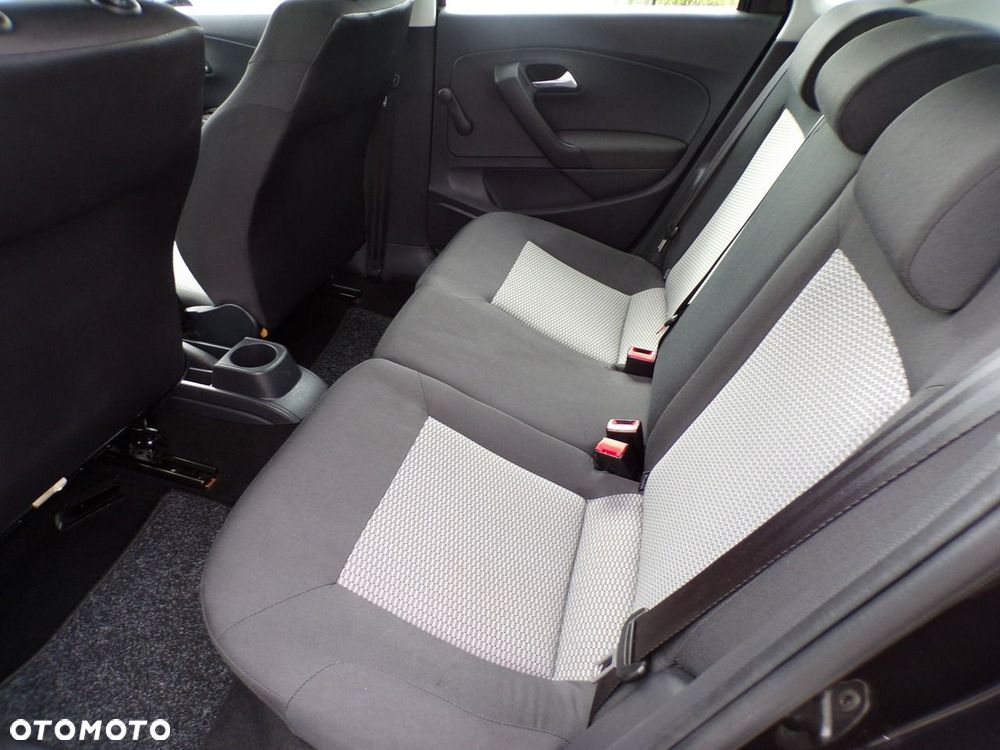 Volkswagen Polo - 15