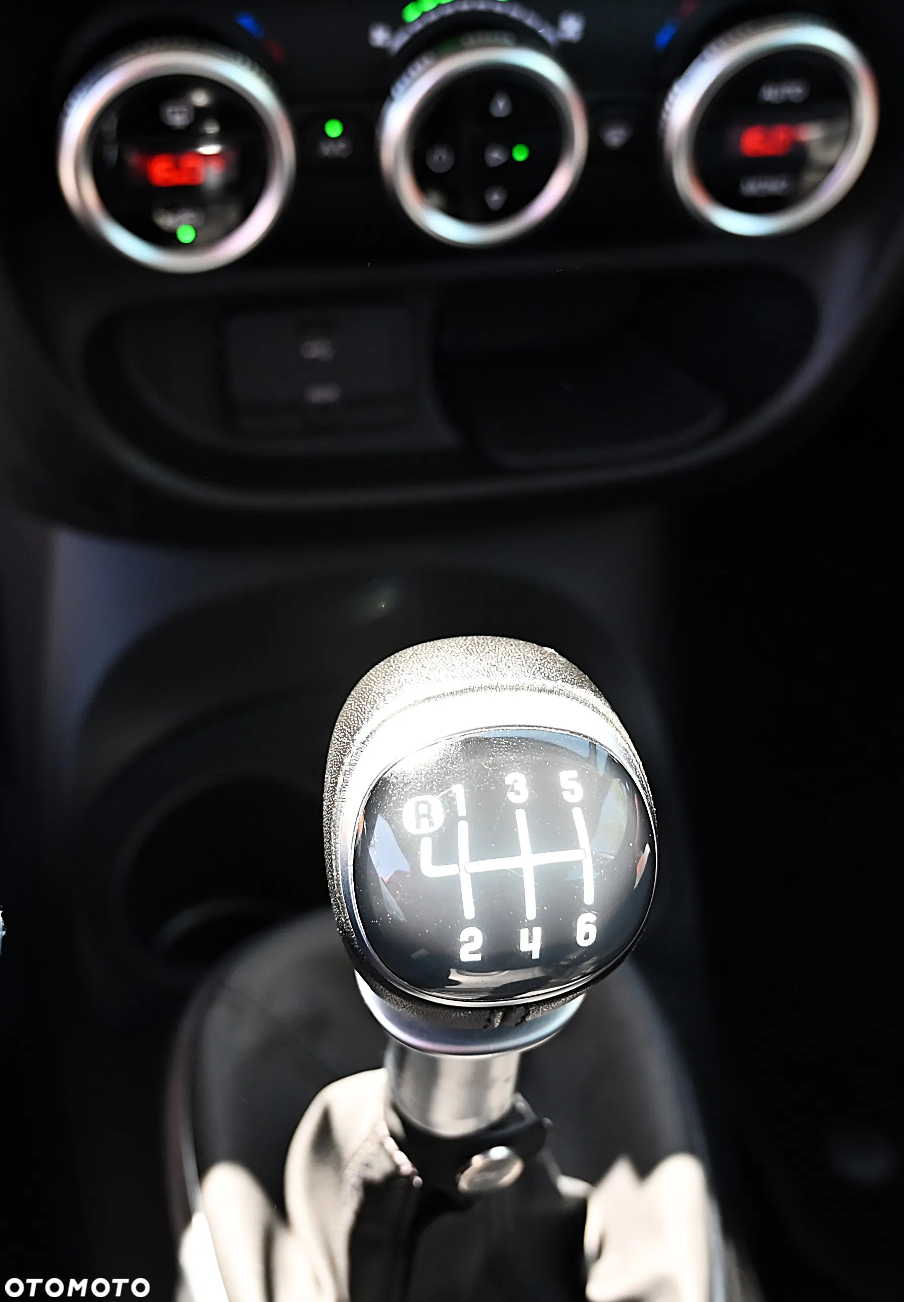 Fiat 500L - 28